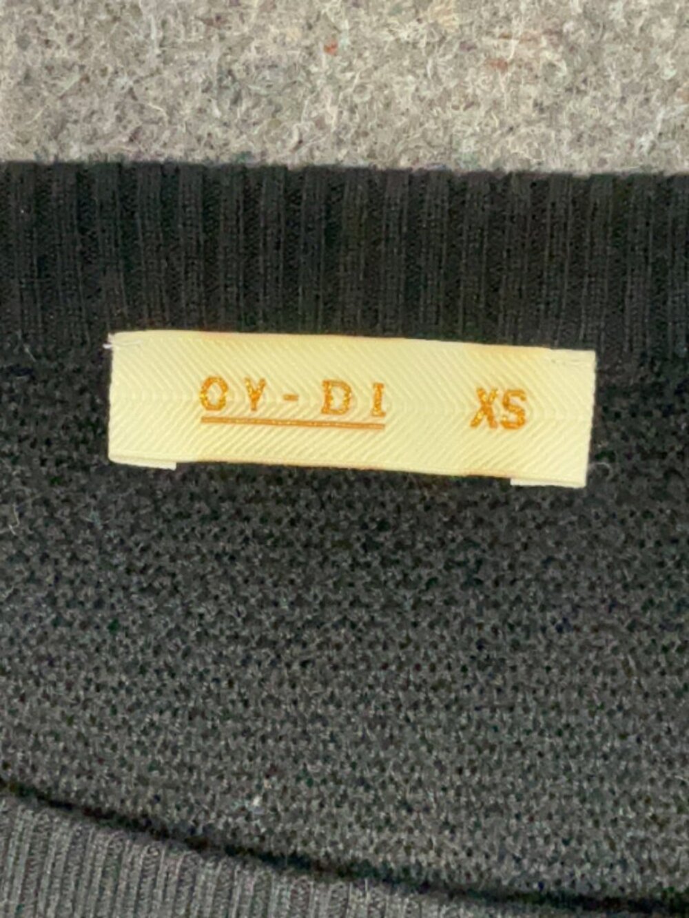 Oy-Di colorful contrast shoulder detail sweater XS - Picture 5 of 5